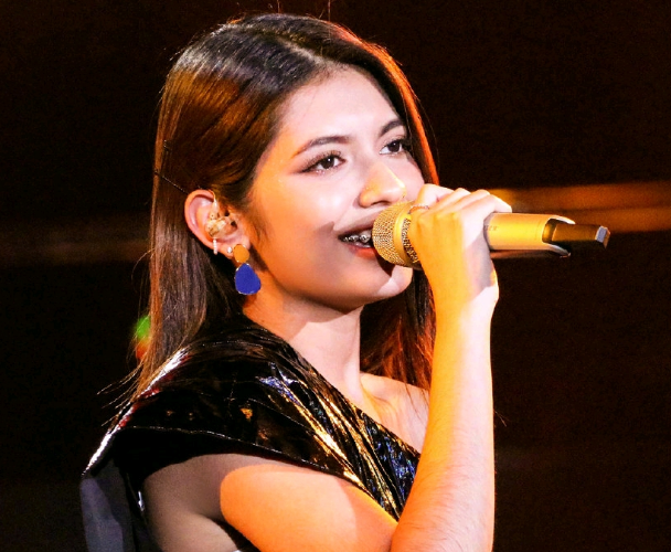 马来西亚年轻女歌手图片